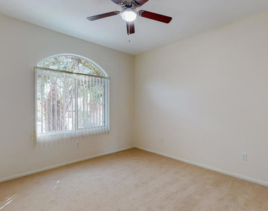 9319 Vista Del Valle - Photo Thumbnail 30