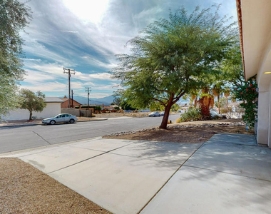 9319 Vista Del Valle - Photo Thumbnail 4