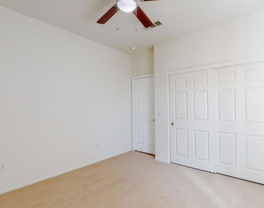 9319 Vista Del Valle - Photo Thumbnail 23