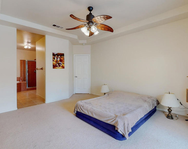 9319 Vista Del Valle - Photo Thumbnail 15