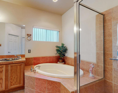 9319 Vista Del Valle - Photo Thumbnail 18