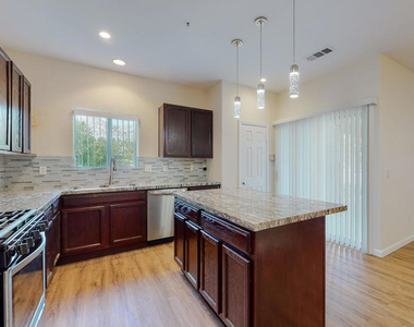 9319 Vista Del Valle - Photo Thumbnail 7