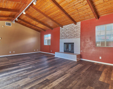 9464 Valencia Drive - Photo Thumbnail 16