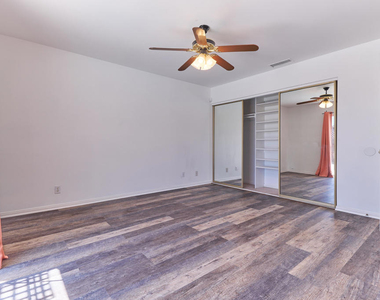 9464 Valencia Drive - Photo Thumbnail 19