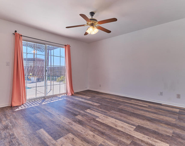 9464 Valencia Drive - Photo Thumbnail 18