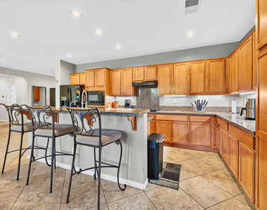 82222 Padova Drive - Photo Thumbnail 8