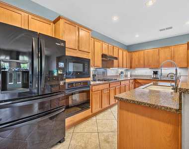 82222 Padova Drive - Photo Thumbnail 9