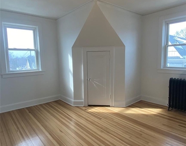 127 Maple Avenue - Photo Thumbnail 1