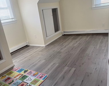2 Lee Avenue - Photo Thumbnail 2