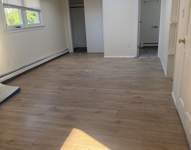2 Lee Avenue - Photo Thumbnail 3