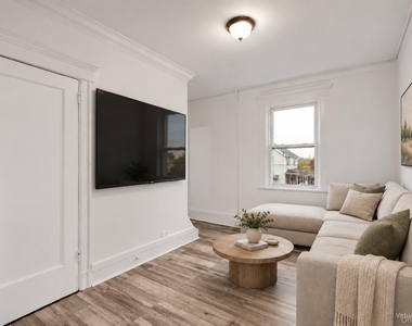 127 Maple Avenue - Photo Thumbnail 2