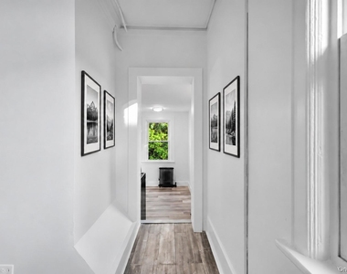 127 Maple Avenue - Photo Thumbnail 12