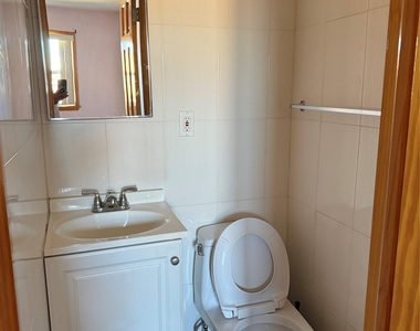 13425 59th Avenue - Photo Thumbnail 6