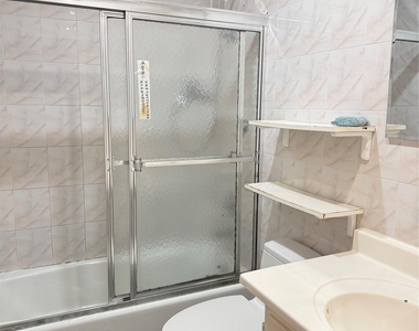 13425 59th Avenue - Photo Thumbnail 3