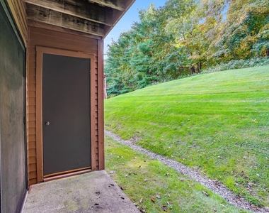 22 Cedar Pond Lane - Photo Thumbnail 20