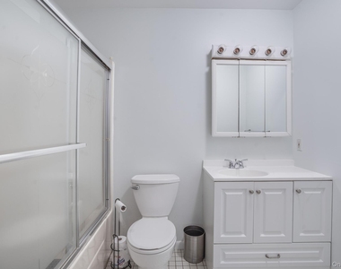 22 Cedar Pond Lane - Photo Thumbnail 18