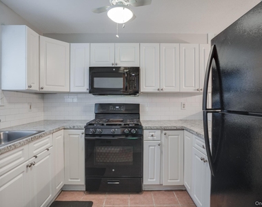 22 Cedar Pond Lane - Photo Thumbnail 9