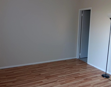 200 Hilton Avenue - Photo Thumbnail 31