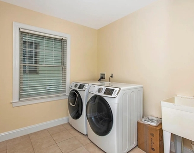 278 Church Street - Photo Thumbnail 22