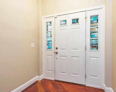 278 Church Street - Photo Thumbnail 2