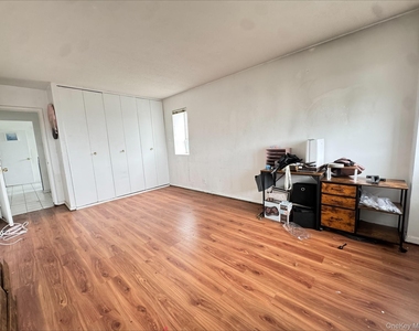 1523 Central Park Avenue - Photo Thumbnail 5