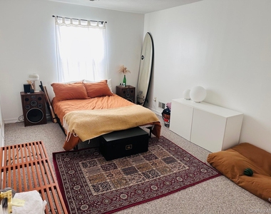 244 Beach Breeze Place - Photo Thumbnail 3