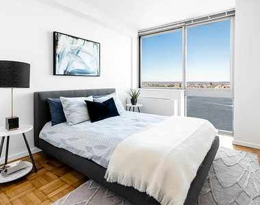505 West 37th Street - Photo Thumbnail 1