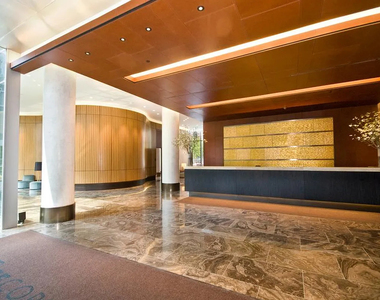 505 West 37th Street - Photo Thumbnail 5