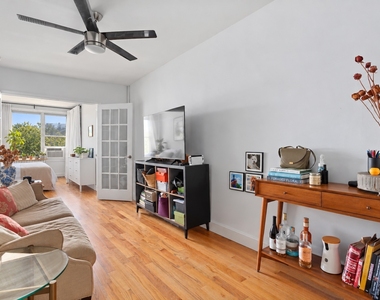 619 Union Avenue - Photo Thumbnail 2