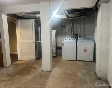 109 Michaels Court - Photo Thumbnail 18