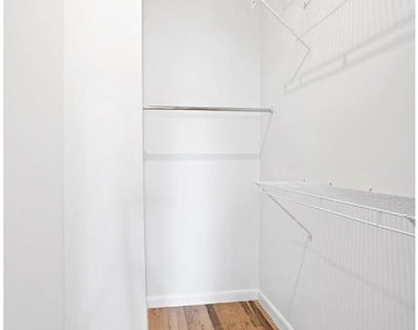 190 Garfield Place - Photo Thumbnail 5