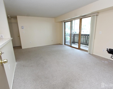 1105 Aspen Drive - Photo Thumbnail 8