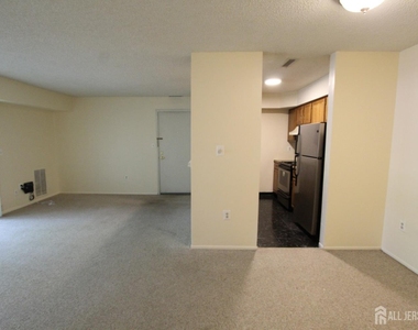 1105 Aspen Drive - Photo Thumbnail 2