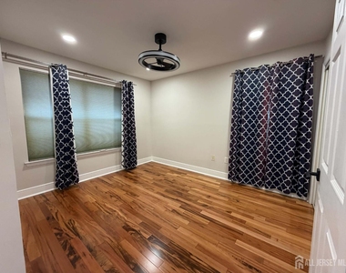 101 Park Knoll Drive - Photo Thumbnail 15