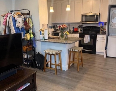 120 W 4th Avenue - Photo Thumbnail 4