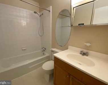 14 Bentley Court - Photo Thumbnail 4