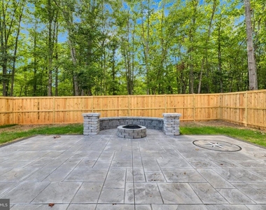 10806 Old Brook Road - Photo Thumbnail 59