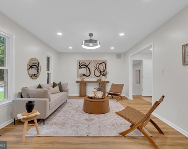 10806 Old Brook Road - Photo Thumbnail 10