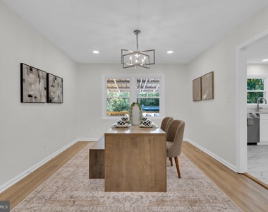 10806 Old Brook Road - Photo Thumbnail 13