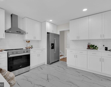10806 Old Brook Road - Photo Thumbnail 19