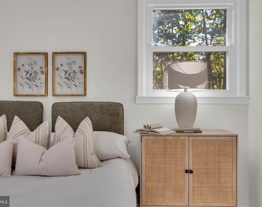 10806 Old Brook Road - Photo Thumbnail 22