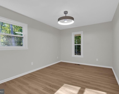 10806 Old Brook Road - Photo Thumbnail 26