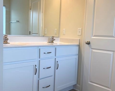 10301 Bluebird Court - Photo Thumbnail 6