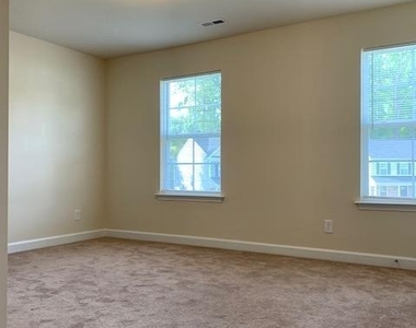 10301 Bluebird Court - Photo Thumbnail 8