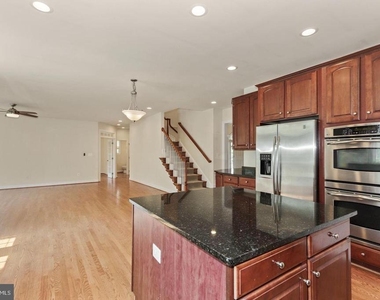 8409 Link Hills Loop - Photo Thumbnail 12