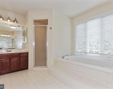8409 Link Hills Loop - Photo Thumbnail 21