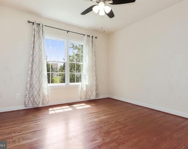 8409 Link Hills Loop - Photo Thumbnail 13