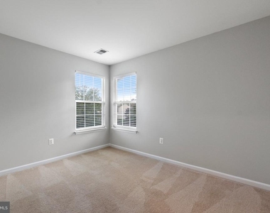12257 Sherborne Street - Photo Thumbnail 18