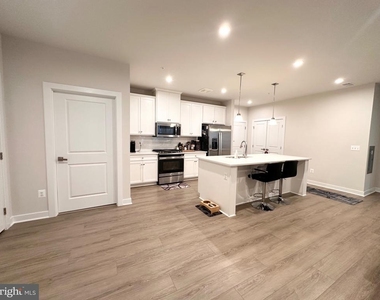 21480 Mount Sterling Terrace - Photo Thumbnail 4