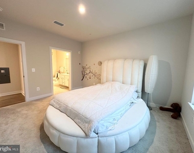 21480 Mount Sterling Terrace - Photo Thumbnail 13